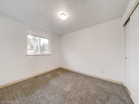 4219 E 9th Ave, Spokane, WA 99202 photo 12