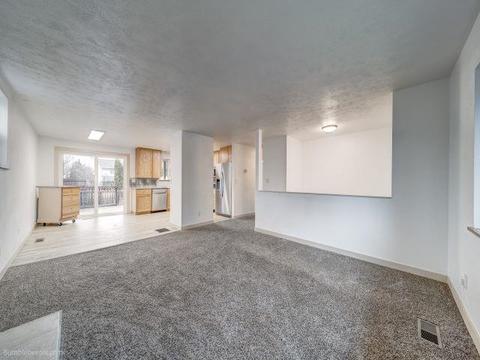 4219 E 9th Ave, Spokane, WA 99202 photo 2