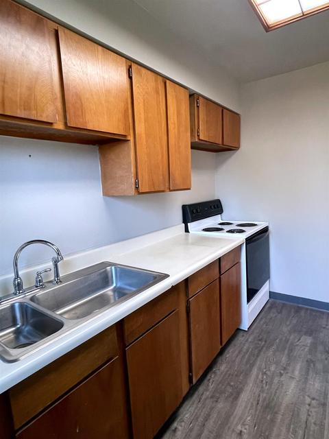 3707 E 12th Ave, Spokane, WA 99202 photo 4