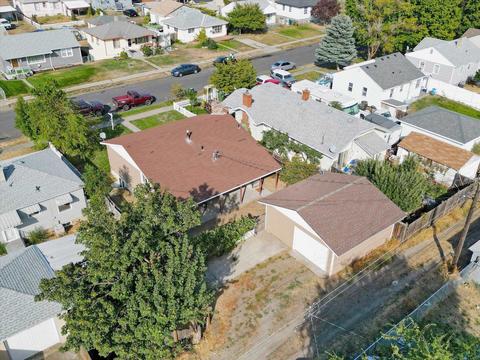 1214 E Hoffman Ave, Spokane, WA 99207 photo 4