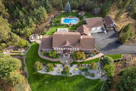 2110 Emily Ln, Spokane, WA 99208 photo 2
