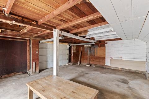 116 E Crown Ave, Spokane, WA 99207 photo 25