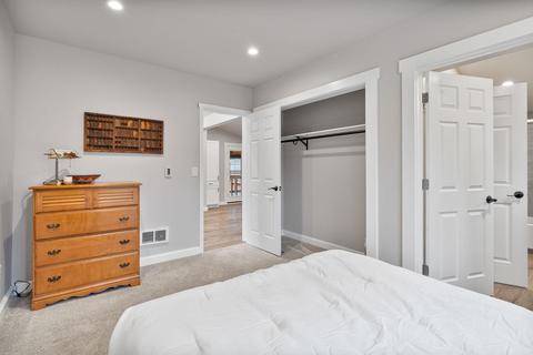 3903 E 29th Ave, Spokane, WA 99223 photo 8