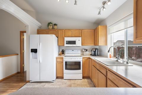 1620 E Devoe Ln, Spokane, WA 99217 photo 7