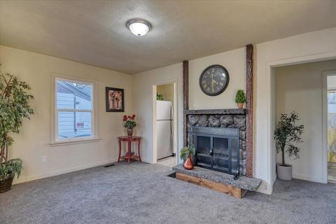 537 E North Ave, Spokane, WA 99207 photo 2