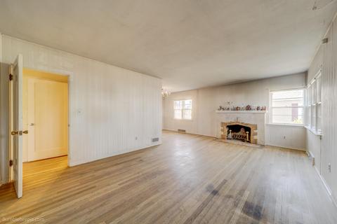 946 E 40th Ave, Spokane, WA 99203 photo 4