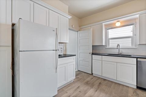 523 E Baldwin Ave, Spokane, WA 99207 photo 12