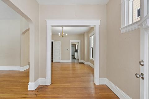 523 E Baldwin Ave, Spokane, WA 99207 photo 2