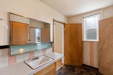 523 E Baldwin Ave, Spokane, WA 99207 photo 18