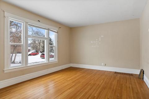 523 E Baldwin Ave, Spokane, WA 99207 photo 5