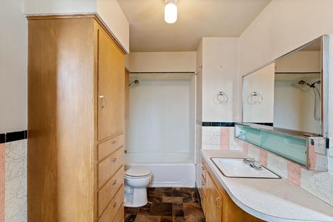 523 E Baldwin Ave, Spokane, WA 99207 photo 16