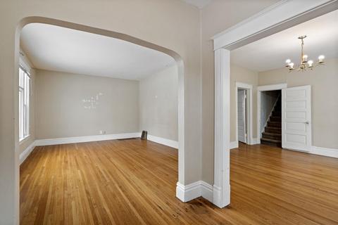 523 E Baldwin Ave, Spokane, WA 99207 photo 4