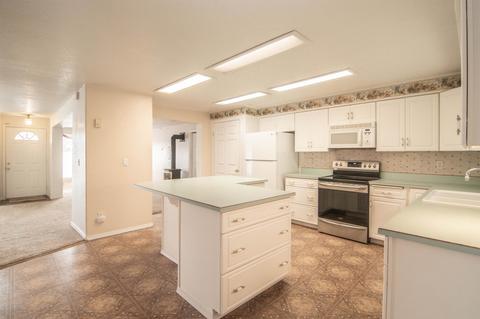 13621 E 3rd Ave, Spokane Valley, WA 99216 photo 5