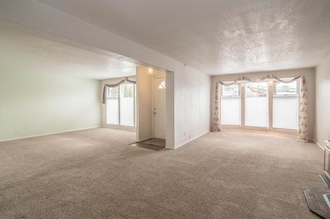 13621 E 3rd Ave, Spokane Valley, WA 99216 photo 2