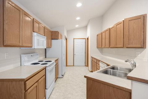 408 E Blackhawk Dr, Spokane, WA 99208 photo 8