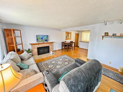 11212 E 6th Ave, Spokane Valley, WA 99206 photo 2