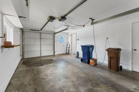 923 E 35th Ave, Spokane, WA 99203 photo 32
