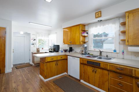 1103 E 39th Ave, Spokane, WA 99203 photo 10