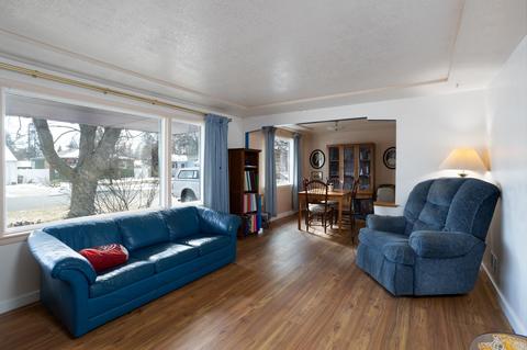 1103 E 39th Ave, Spokane, WA 99203 photo 4