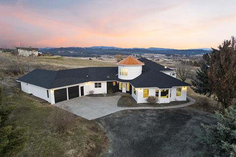 9306 E Pinetree Dr, Mead, WA 99021