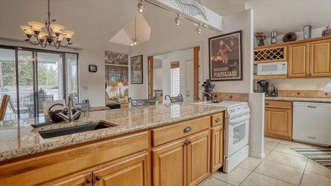 4235 E 37th Ave, Spokane, WA 99223 photo 9