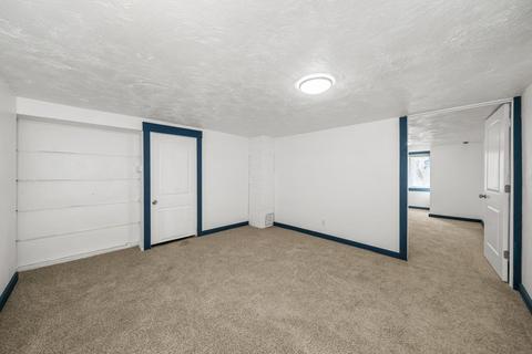 827 E 10th Ave, Spokane, WA 99202 photo 17