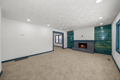 827 E 10th Ave, Spokane, WA 99202 photo 8
