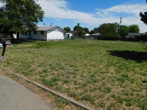 1021 S Lundstrom St, Airway Heights, WA 99001