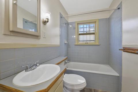 327 E Broad Ave, Spokane, WA 99207 photo 11