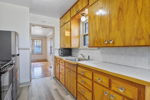 327 E Broad Ave, Spokane, WA 99207 photo 8