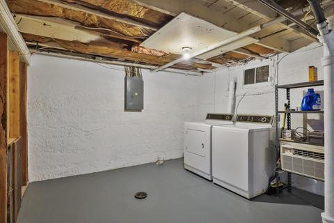 327 E Broad Ave, Spokane, WA 99207 photo 15