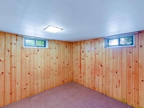 827 E Broad Ave, Spokane, WA 99207 photo 22