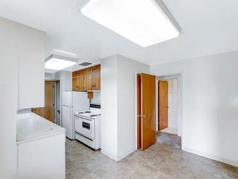 827 E Broad Ave, Spokane, WA 99207 photo 6