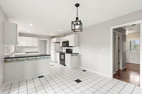 5111 E Russell Rd, Colbert, WA 99005 photo 16