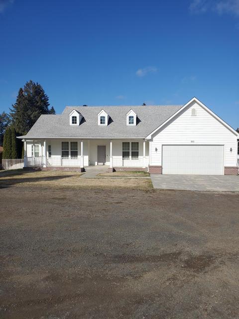 901 N Park St, Deer Park, WA 99006