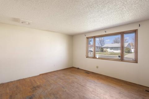 1624 E Longfellow Ave, Spokane, WA 99207 photo 4