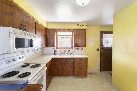 1624 E Longfellow Ave, Spokane, WA 99207 photo 8