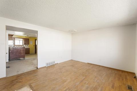 1624 E Longfellow Ave, Spokane, WA 99207 photo 3