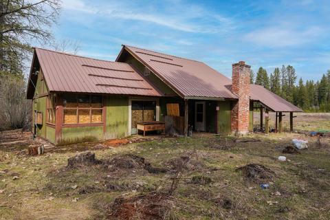 36625 N Milan Elk Rd, Chattaroy, WA 99003