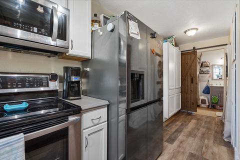 824 E Walton Ave, Spokane, WA 99207 photo 7