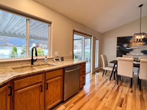 3904 E 33rd Ave, Spokane, WA 99223 photo 11