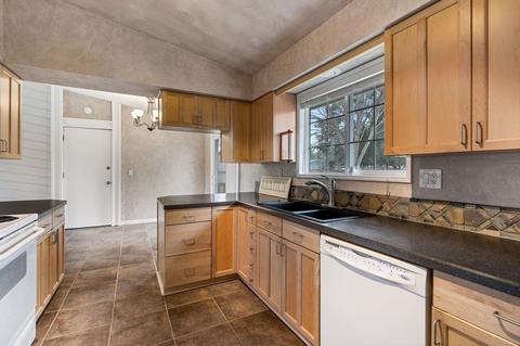11817 E 36th Ave, Spokane, WA 99206 photo 8