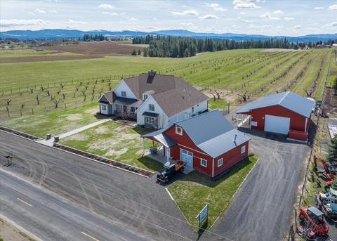 8214 E Greenbluff Rd, Colbert, WA 99005 photo 3