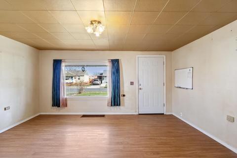 1230 E Longfellow Ave, Spokane, WA 99207 photo 10