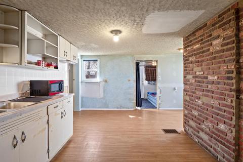 1230 E Longfellow Ave, Spokane, WA 99207 photo 11