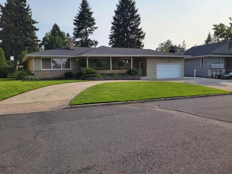 1426 E 38th Ave, Spokane, WA 99203 photo 2