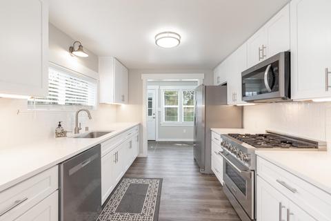 1718 E 9th Ave, Spokane, WA 99202 photo 10
