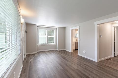 1718 E 9th Ave, Spokane, WA 99202 photo 8
