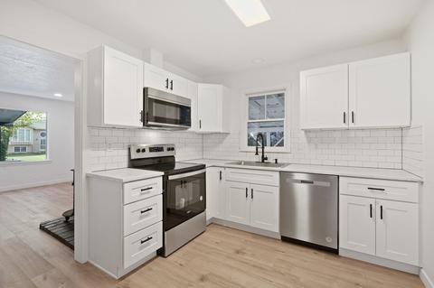 1303 E Gordon Ave, Spokane, WA 99207 photo 12