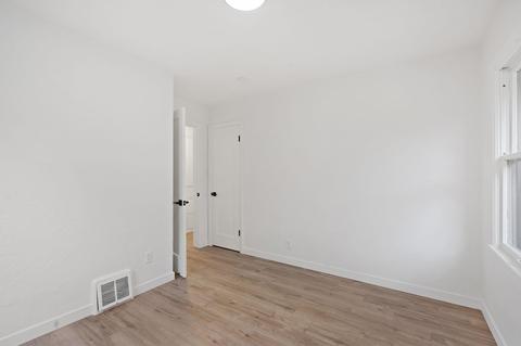 1303 E Gordon Ave, Spokane, WA 99207 photo 15